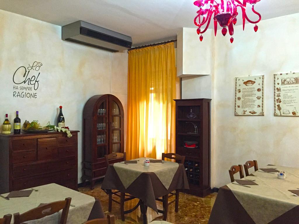קסטרוקארו טרמה Hotel Villa Serena מראה חיצוני תמונה